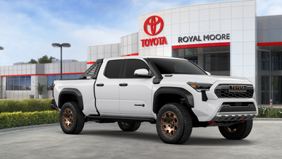 2026 Toyota Tacoma i-FORCE MAX Trailhunter