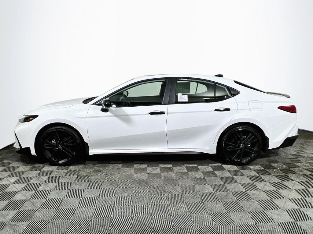 2026 Toyota Camry SE Nightshade S