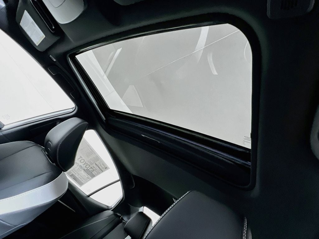 2026 Toyota Camry SE Nightshade D