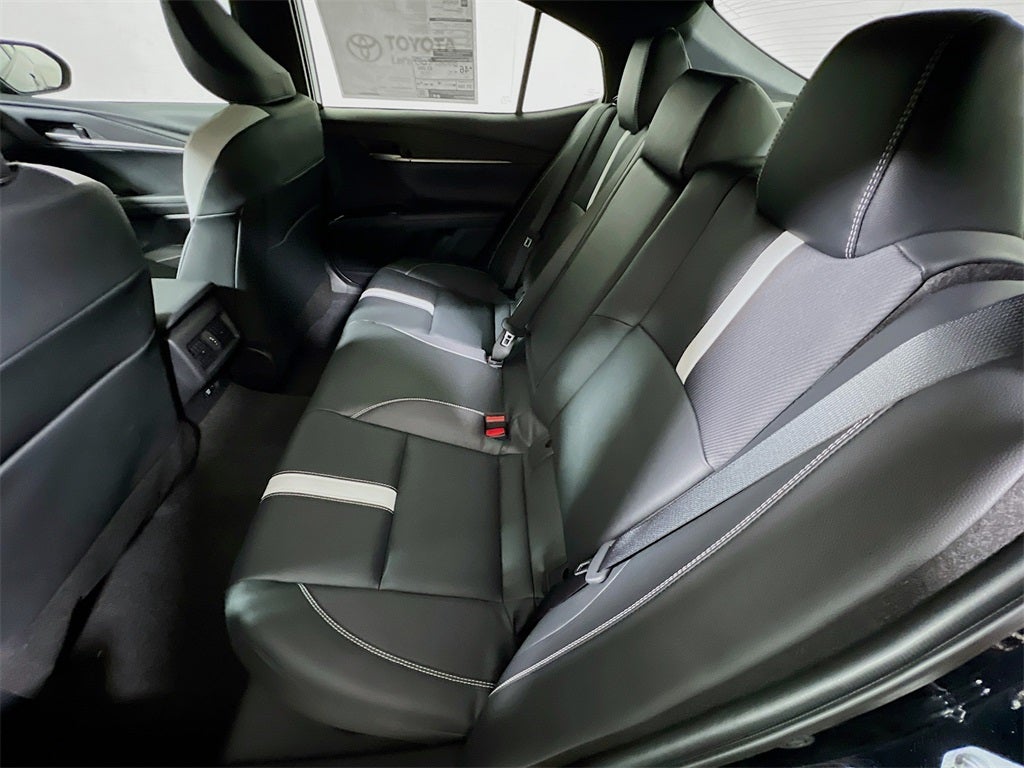 2026 Toyota Camry SE Nightshade S