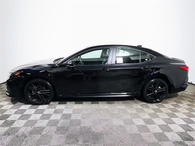 2026 Toyota Camry SE Nightshade S