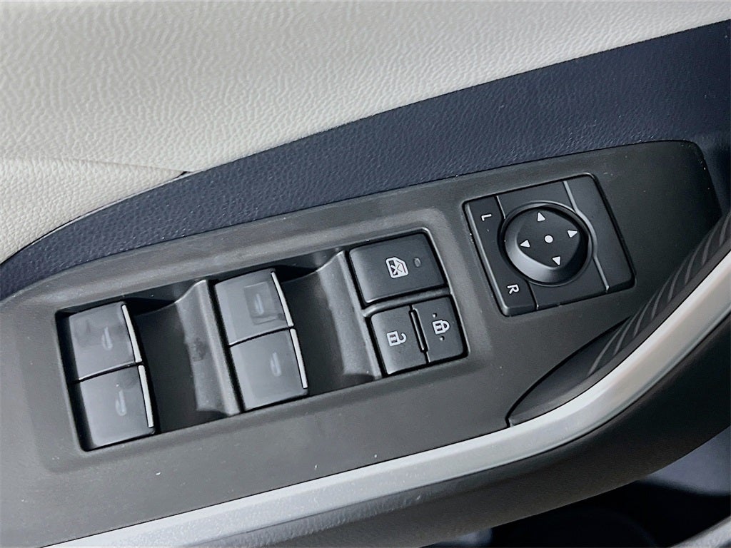 2025 Toyota RAV4 Hybrid XLE S