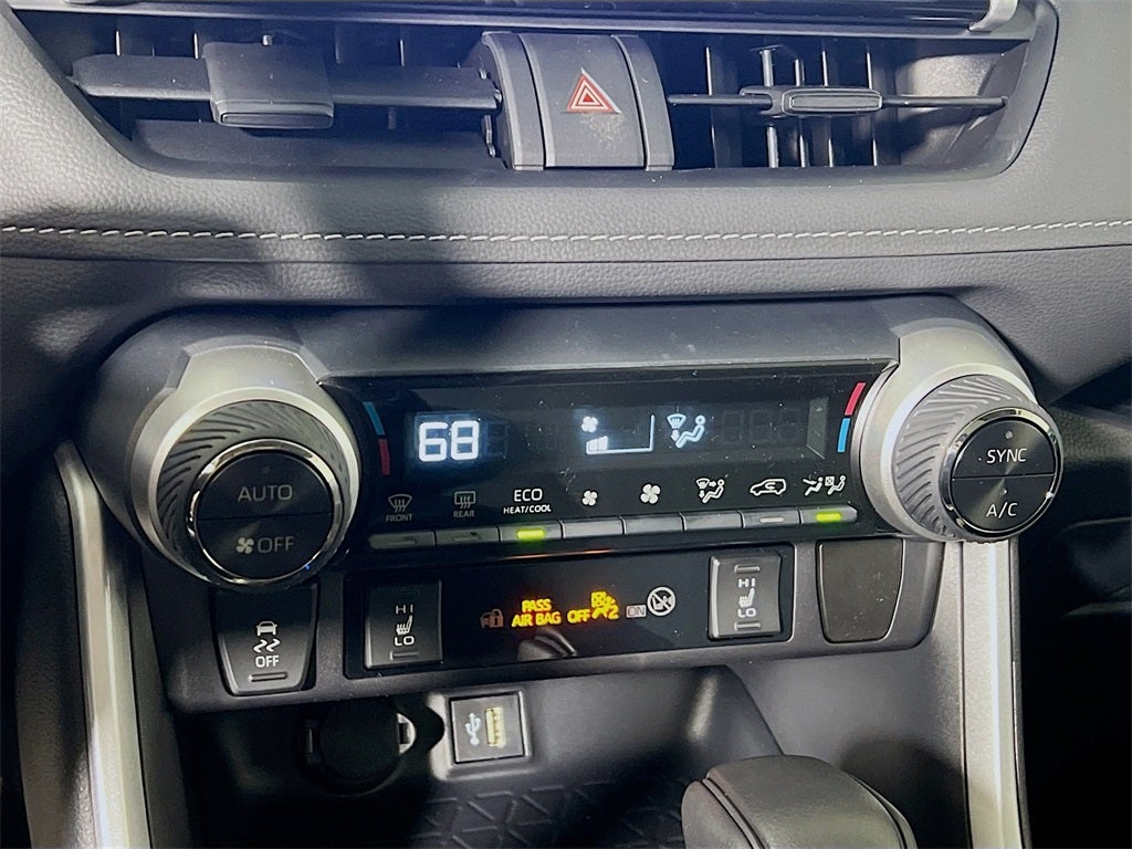 2025 Toyota RAV4 Hybrid Hybrid XLE