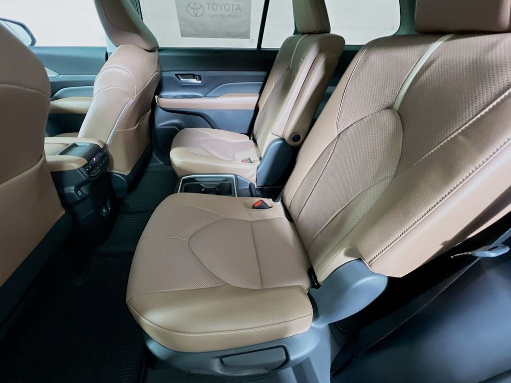 2026 Toyota Grand Highlander Platinum