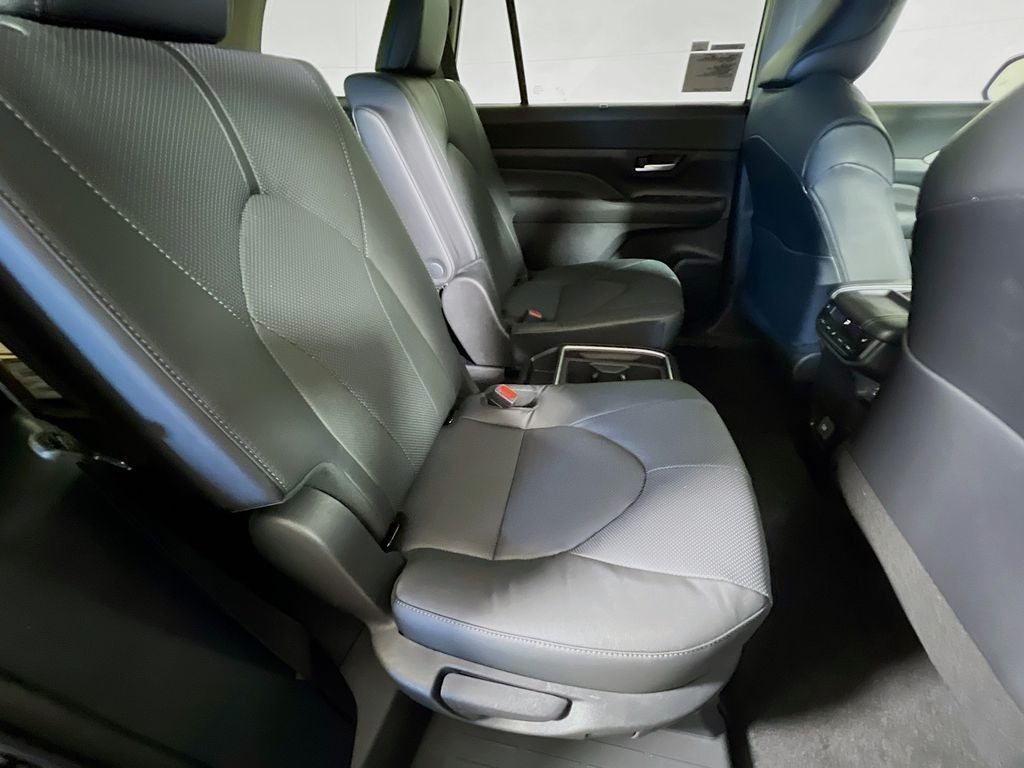 2026 Toyota Grand Highlander Hybrid Limited S