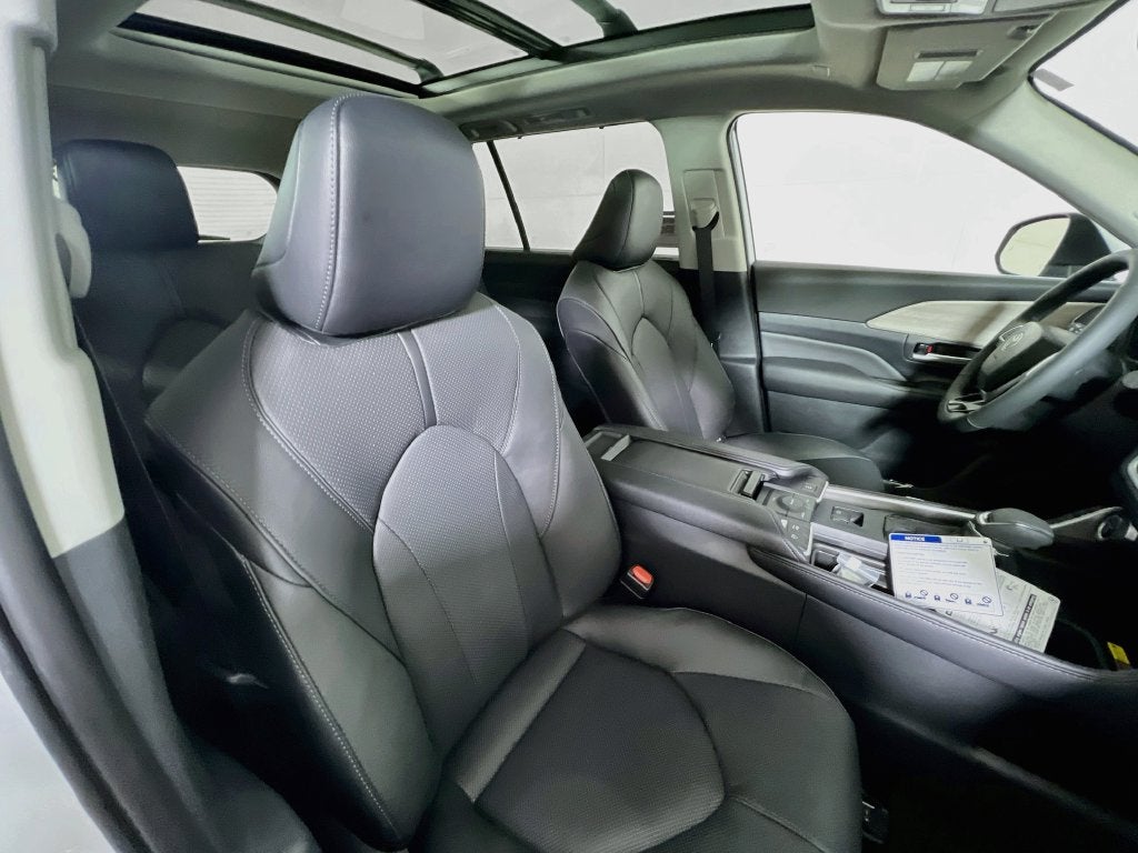 2026 Toyota Grand Highlander Hybrid Limited S