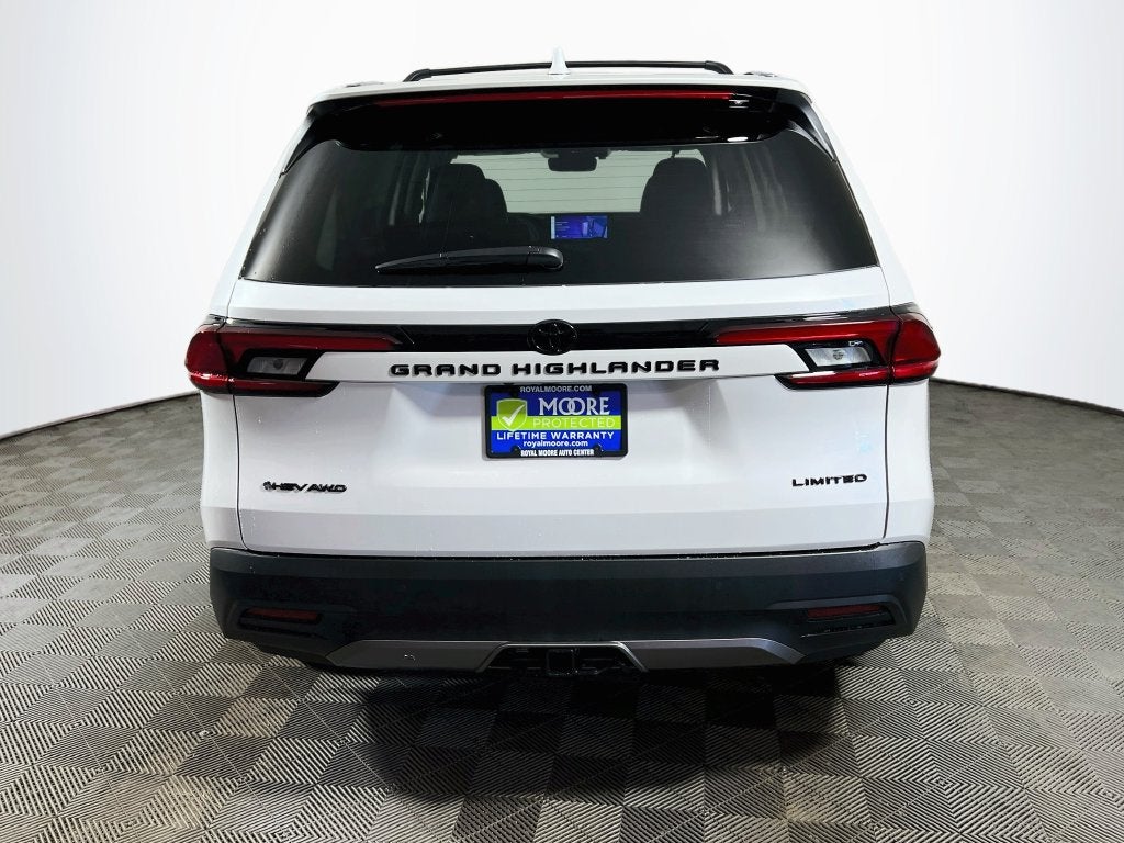 2026 Toyota Grand Highlander Hybrid Limited S