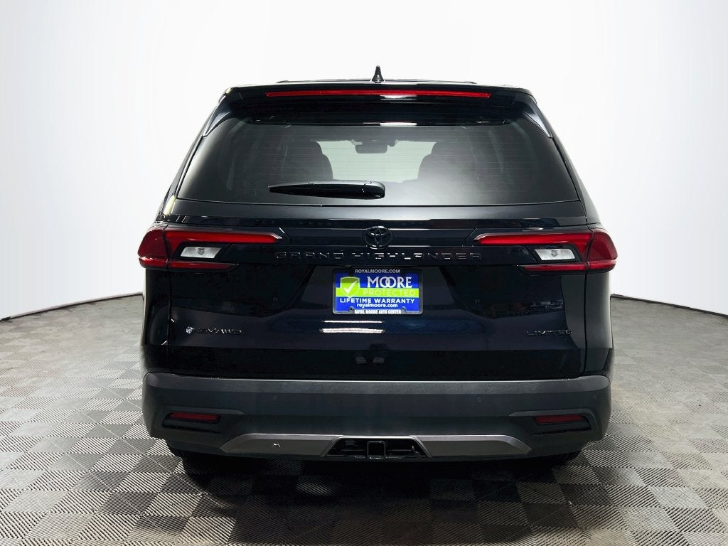 2026 Toyota Grand Highlander Hybrid Limited S