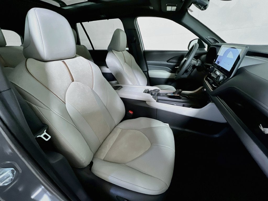2026 Toyota Grand Highlander Hybrid Hybrid MAX Platinum