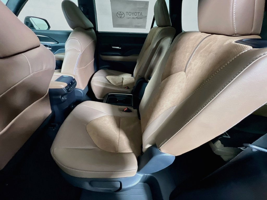 2026 Toyota Grand Highlander Hybrid Hybrid MAX Platinum