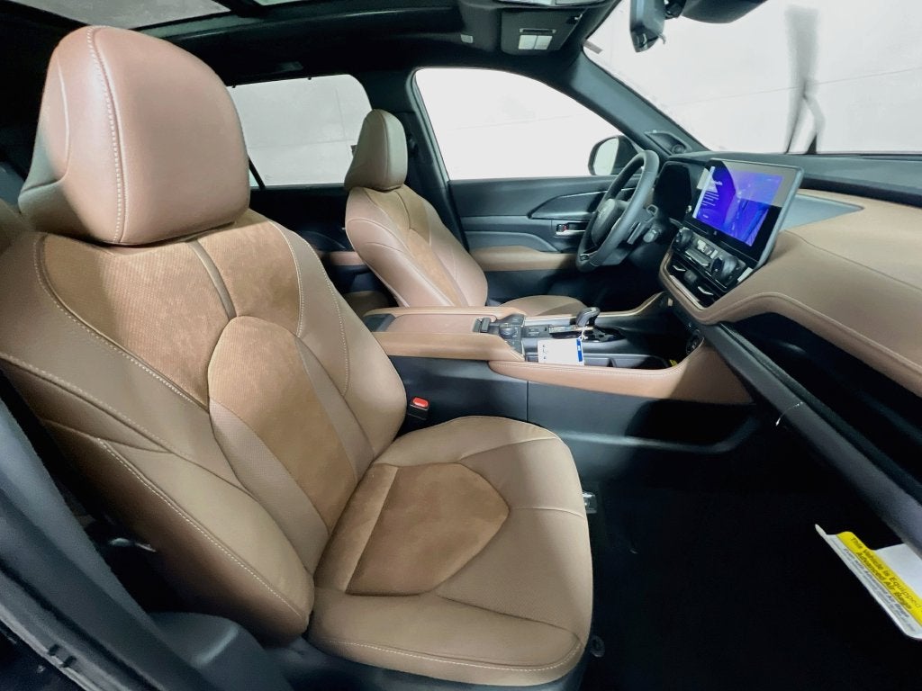 2026 Toyota Grand Highlander Hybrid Hybrid MAX Platinum