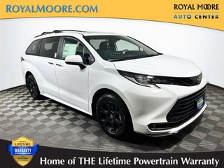 2026 Toyota Sienna Woodland Edition