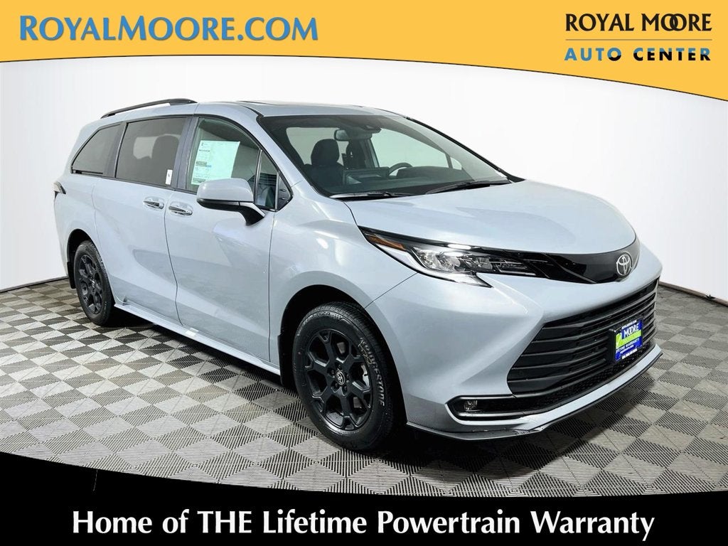 2026 Toyota Sienna Woodland Edition S