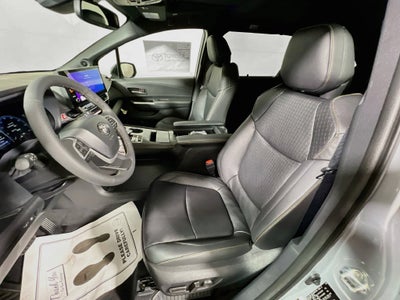 2026 Toyota Sienna Woodland Edition S