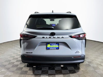 2026 Toyota Sienna Woodland Edition S