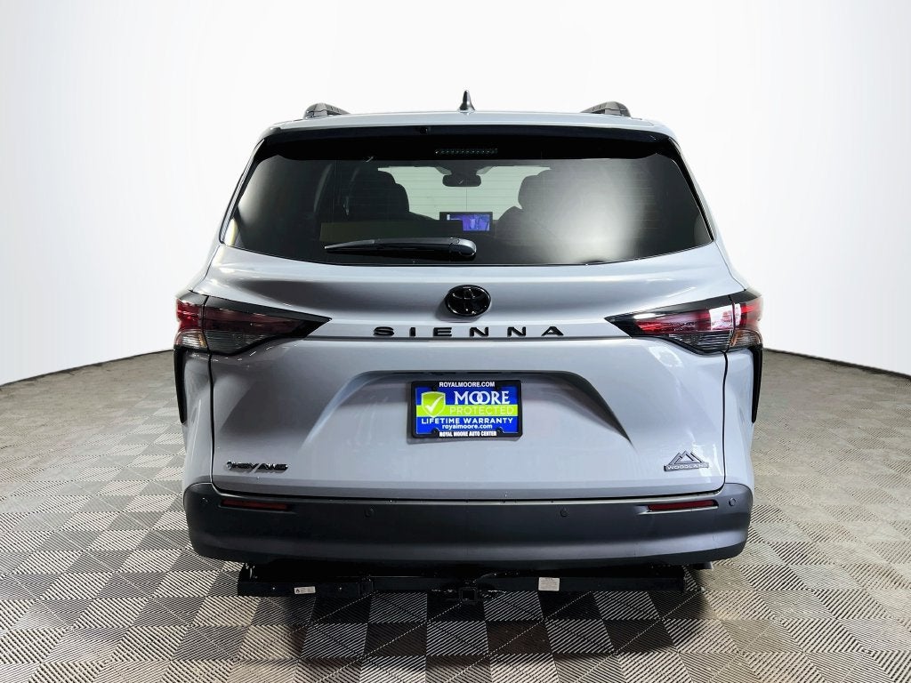 2026 Toyota Sienna Woodland Edition S