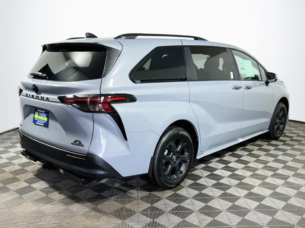 2026 Toyota Sienna Woodland Edition S
