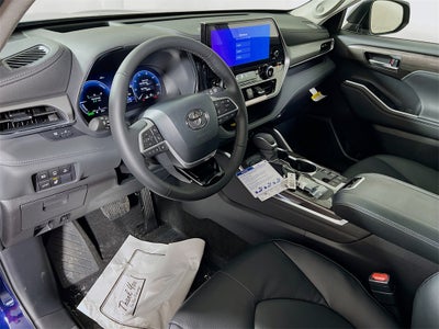 2026 Toyota Highlander Hybrid Platinum S