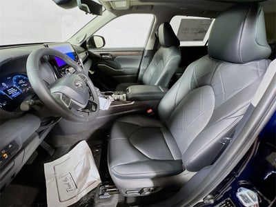 2026 Toyota Highlander Hybrid Platinum S