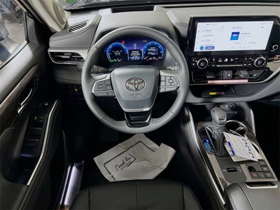 2026 Toyota Highlander Hybrid Platinum S