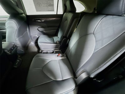 2026 Toyota Highlander Hybrid Hybrid Platinum