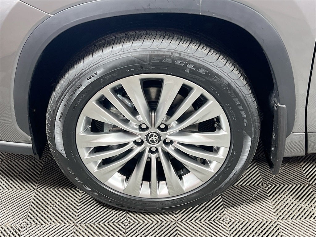 2026 Toyota Highlander Hybrid Hybrid Platinum