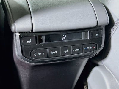 2026 Toyota Highlander Hybrid Hybrid Platinum