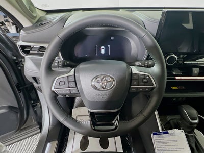 2026 Toyota Highlander Hybrid Platinum S