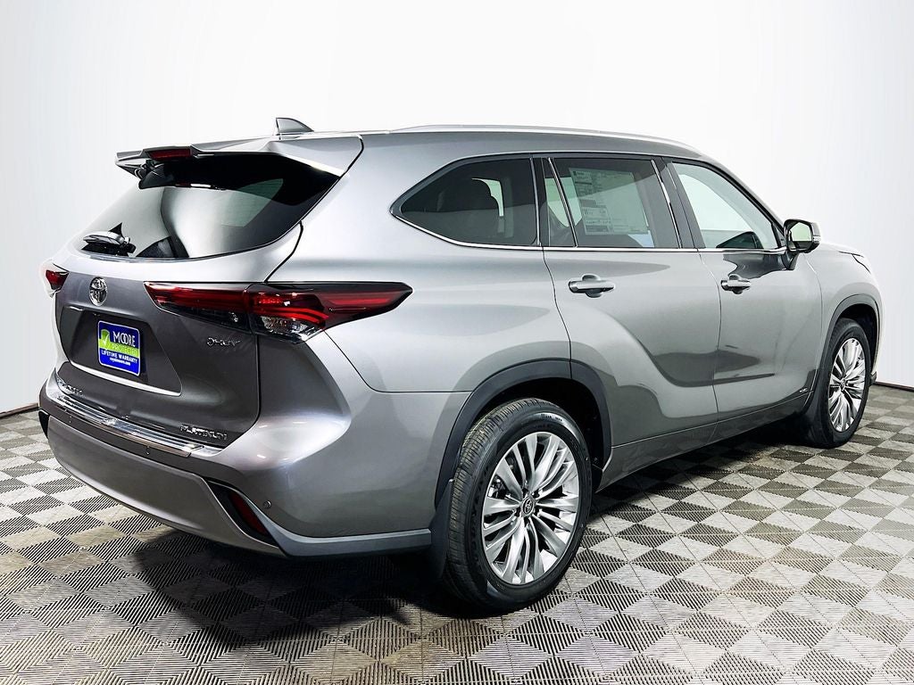 2026 Toyota Highlander Hybrid Platinum S
