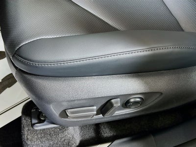 2026 Toyota Highlander Hybrid Hybrid Platinum