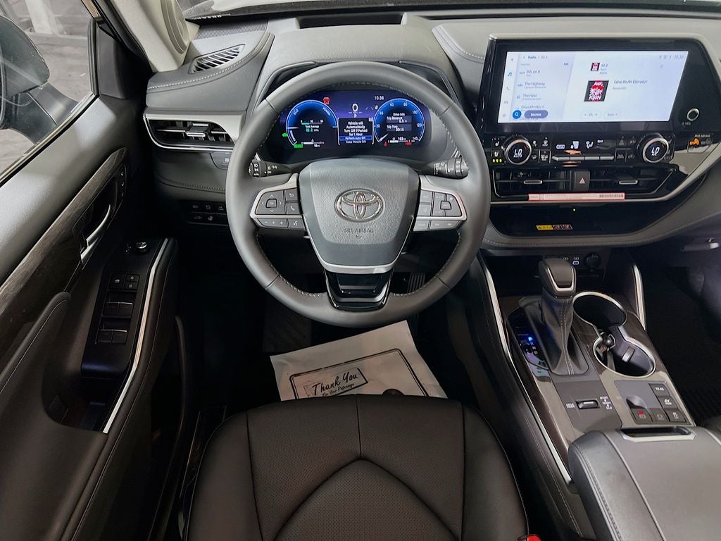 2026 Toyota Highlander Hybrid Hybrid Platinum