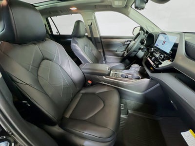 2026 Toyota Highlander Hybrid Hybrid Platinum