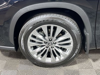 2026 Toyota Highlander Hybrid Hybrid Platinum