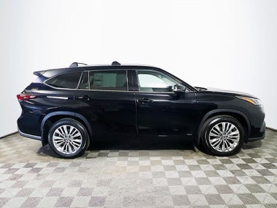 2026 Toyota Highlander Hybrid Hybrid Platinum