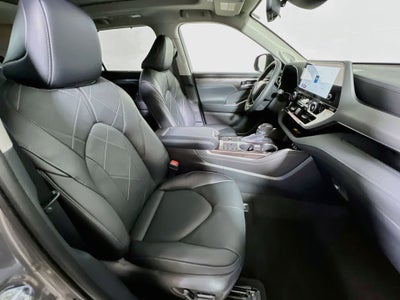 2026 Toyota Highlander Hybrid Hybrid Platinum