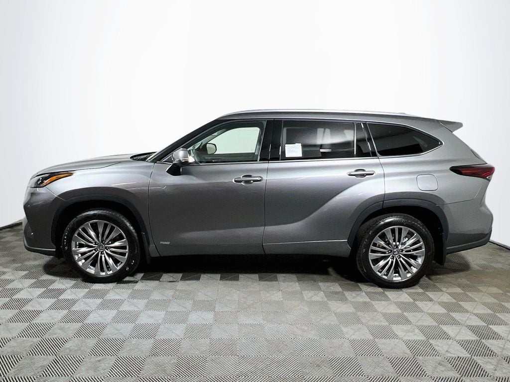 2026 Toyota Highlander Hybrid Hybrid Platinum