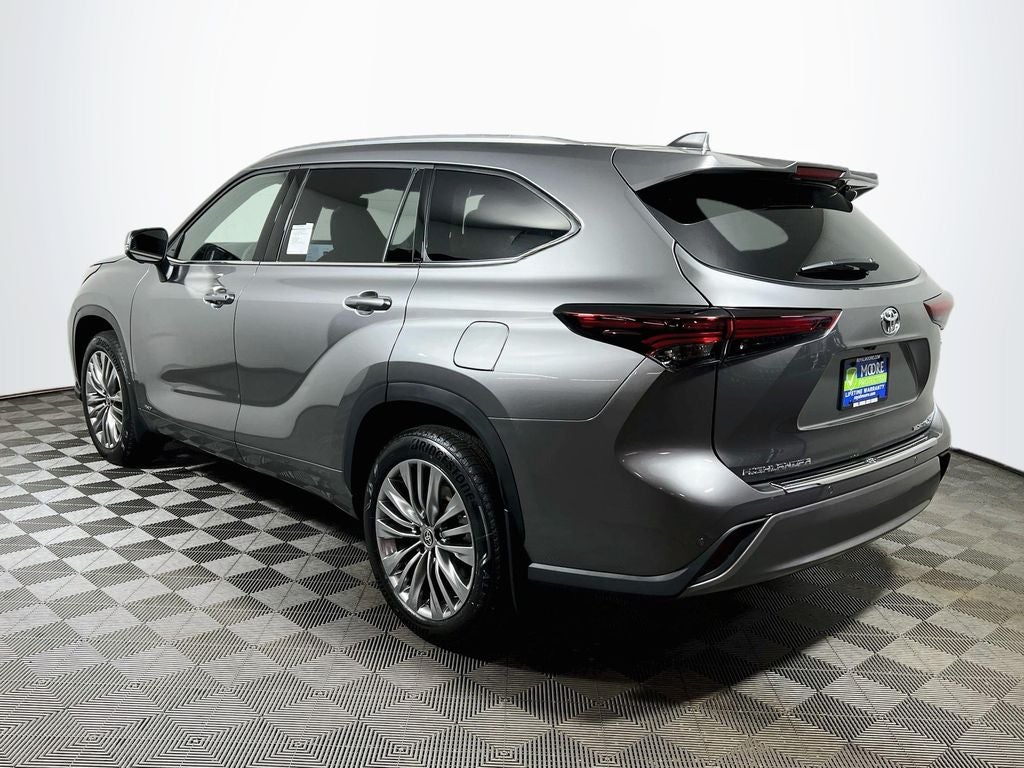 2026 Toyota Highlander Hybrid Hybrid Platinum