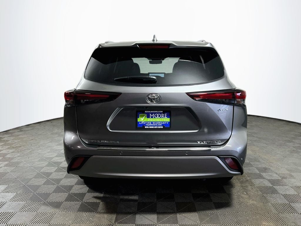 2026 Toyota Highlander Hybrid Hybrid Platinum