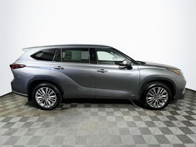 2026 Toyota Highlander Hybrid Hybrid Platinum