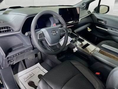 2026 Toyota Sienna Platinum