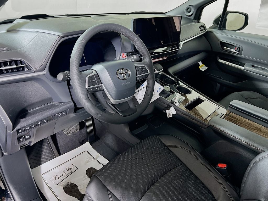 2026 Toyota Sienna Platinum