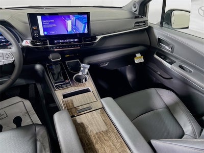 2026 Toyota Sienna Platinum
