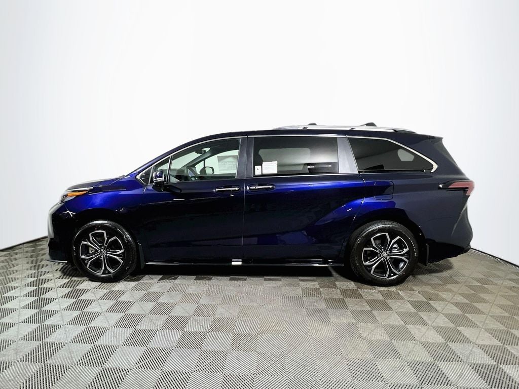 2026 Toyota Sienna Platinum