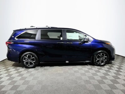 2026 Toyota Sienna Platinum