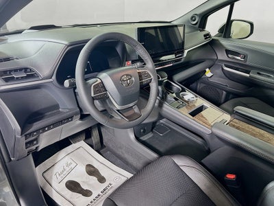 2026 Toyota Sienna Platinum S