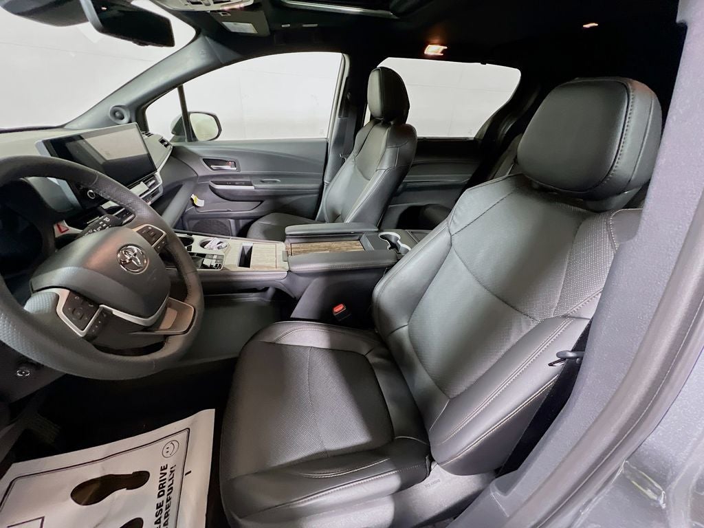 2026 Toyota Sienna Platinum S