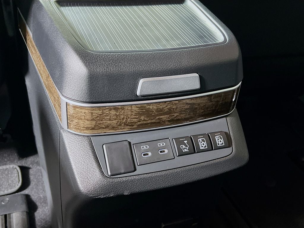 2026 Toyota Sienna Platinum S