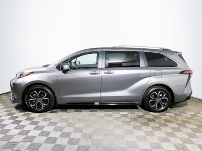 2026 Toyota Sienna Platinum S
