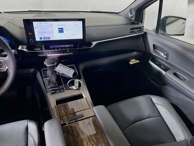 2026 Toyota Sienna Platinum S