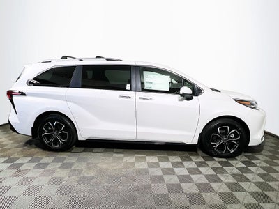 2026 Toyota Sienna Platinum S
